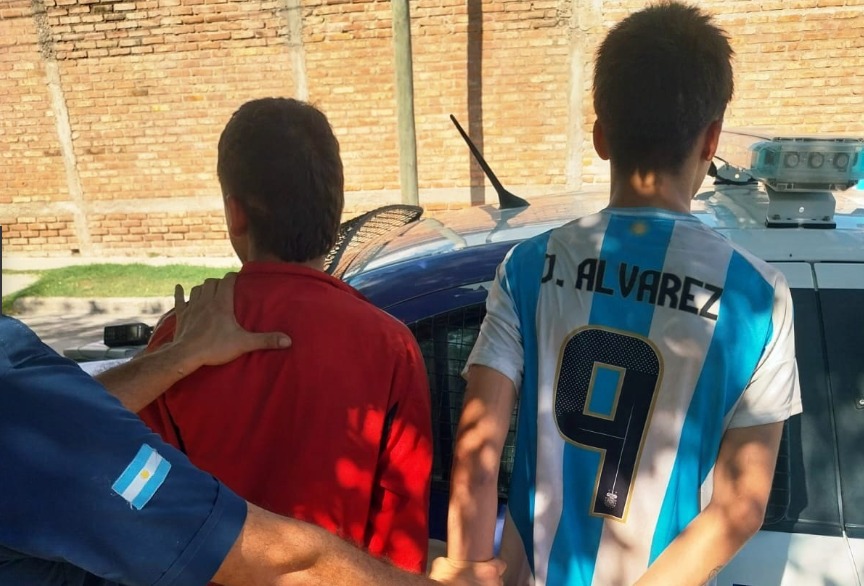 ¡Tierra de nadie! Batalla campal a los tiros y cuchillazos entre familias aterrorizó al barrio Eva Perón