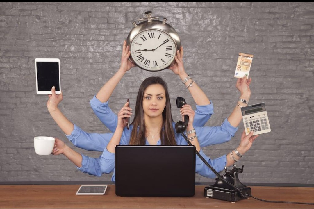 Pluriempleo para subsistir: el drama silencioso que crece en San Luis y el país