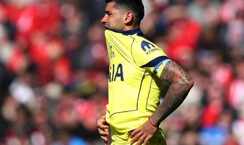 Preocupación en la Selección: Cuti Romero salió lesionado y entre lágrimas