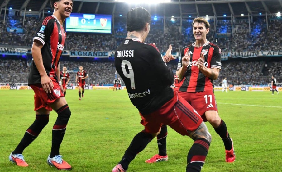 ¡RIVER ES UNA MÁQUINA! Venció a Racing en el Cilindro y llega encendido al Superclásico