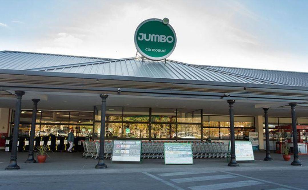 Cencosud no logra frenar la crisis en Argentina