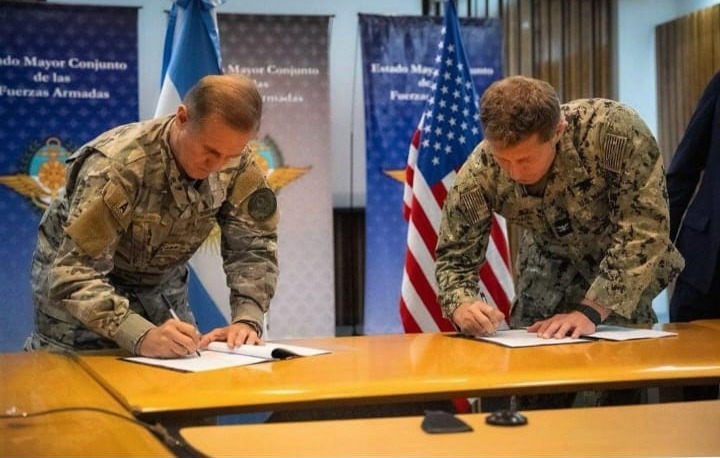 Argentina firmó un acuerdo militar con EE.UU.
