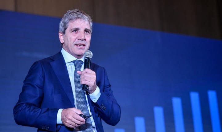 Reservas récord, pero faltan US$1.000 millones