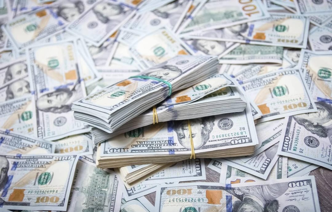 Vuelve la fiebre del dólar: compras cerca de US$3.000 millones