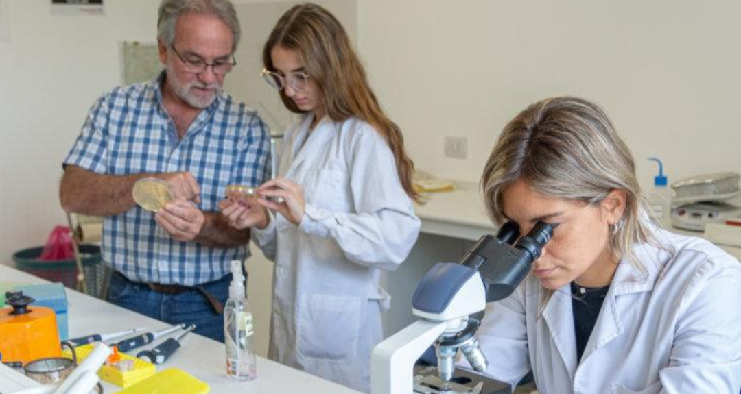 Argentina apuesta US$8.000 millones a la ciencia médica