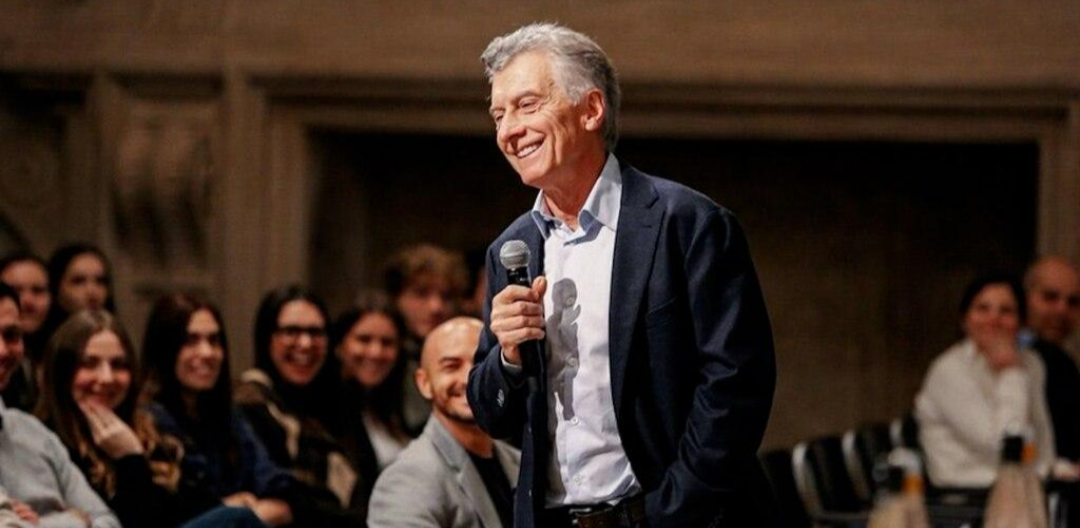 Macri busca fondos para relanzar el PRO