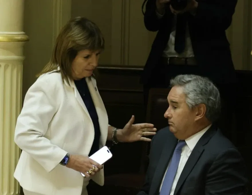 Bullrich mira a 2027 y busca acercarse al círculo de Trump