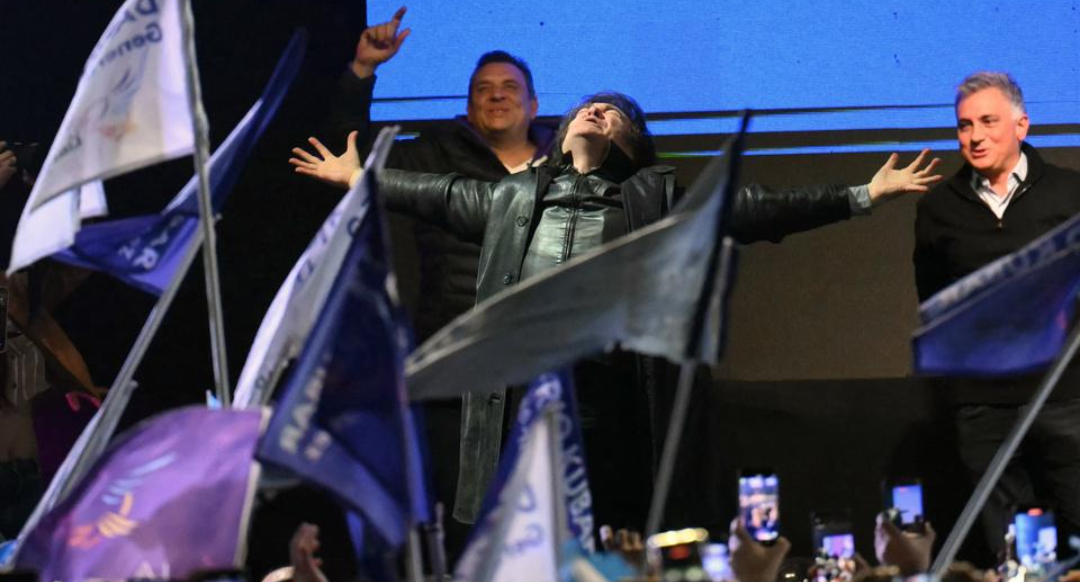 MILEI APUNTA AL 2027: "LOS VAMOS A PASAR POR ARRIBA"