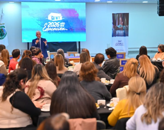“Una ley trasciende los gobiernos”: Poggi promulgó el plan de matemáticas y destacó el salto histórico en alfabetización