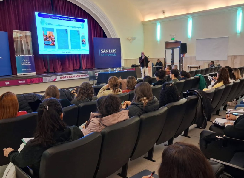 Tras el receso invernal, retoman los talleres sobre gestión de emociones y seguridad para docentes y alumnos