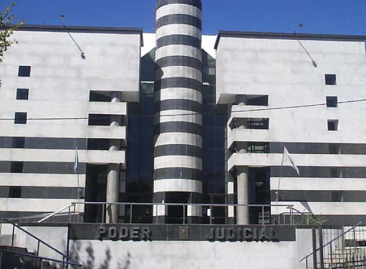 Investigan una denuncia por presunto abuso en el edificio de Tribunales