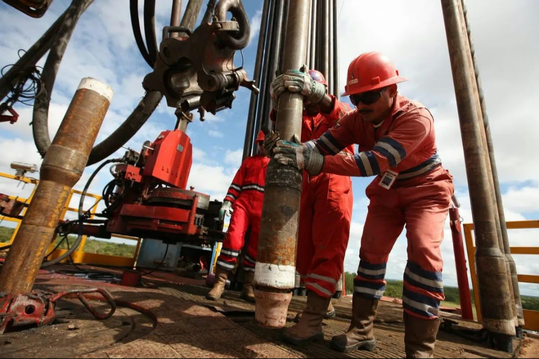 EN MEDIO DEL BOOM DE VACA MUERTA, LOS SECTORES “ESTRELLA” PERDIERON 26.000 EMPLEOS