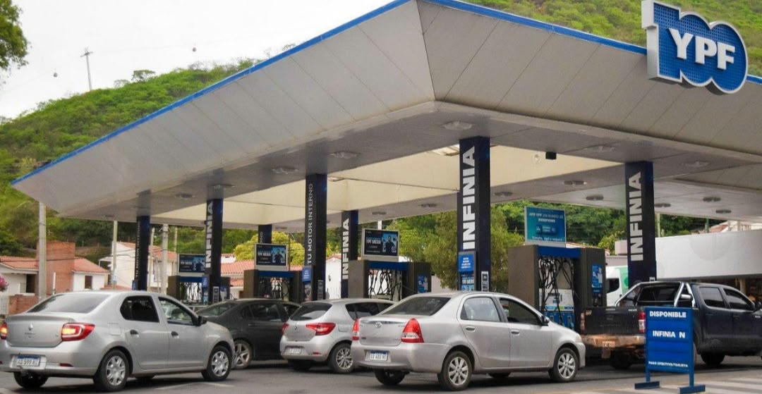 YPF AUMENTA 1% LOS COMBUSTIBLES EN TODO EL PAÍS