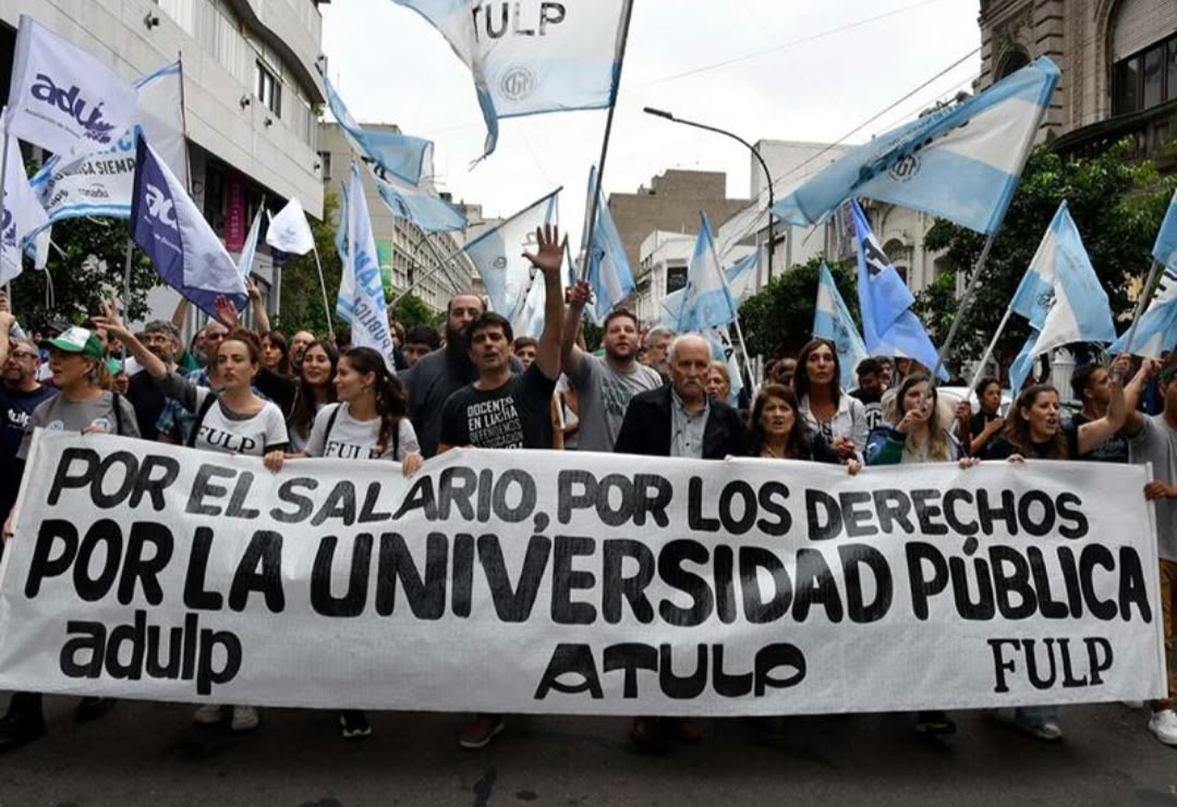 PARO UNIVERSITARIO: LOS DOCENTES ANUNCIARON UNA MEDIDA DE HASTA 72 HORAS DESDE EL 30 DE SEPTIEMBRE