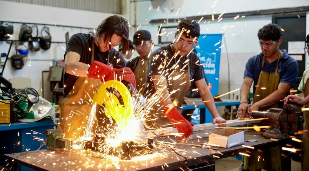 PROGRESAR TRABAJO: JÓVENES DE 18 A 35 AÑOS PUEDEN ACCEDER A UNA BECA PARA CAPACITARSE EN OFICIOS
