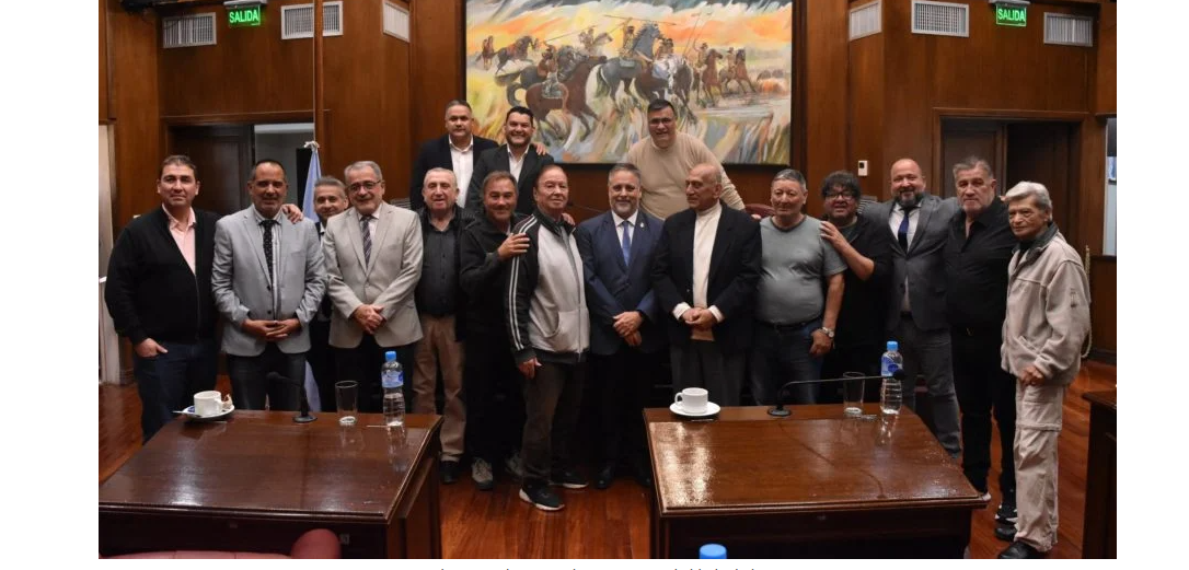 ¡Fuerte respaldo a la cultura cuyana! El Senado aprobó por unanimidad la ley de fomento y protección para artistas folklóricos