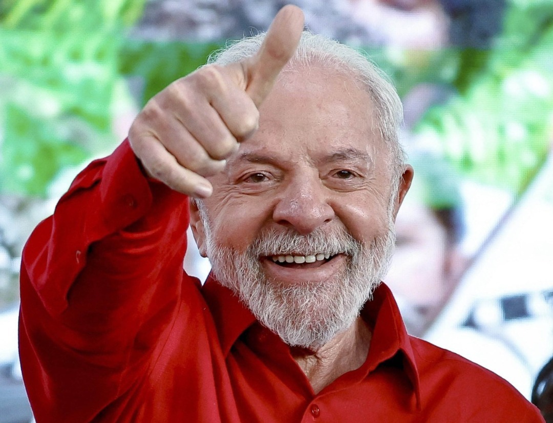 LULA IMPULSA UN PAQUETE DE MEDIDAS SOCIALES: JORNADA LABORAL DE 40 HORAS, TRANSPORTE GRATIS LOS FINES DE SEMANA Y ALIVIO DE DEUDAS PARA 3,6 MILLONES DE EMPRENDEDORES
