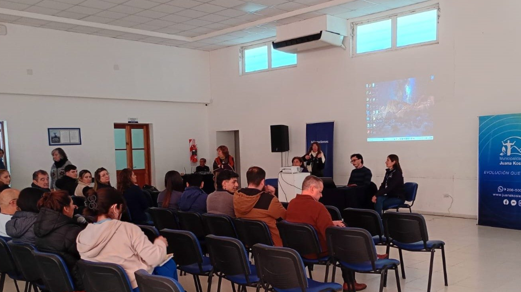 Juana Koslay fue sede de una importante charla sobre prevención de la trata y normativas migratorias
