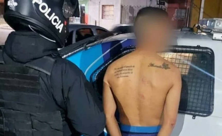 Violenta batalla campal en San Luis: más de 30 personas se enfrentaron y terminaron atacando a la Policía